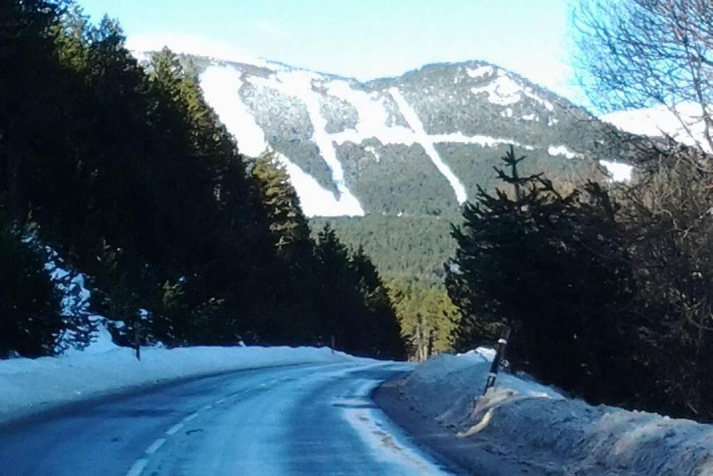 Les Angles: Esqui, Base Nautica, Naturaleza, Bike Park, ... Exterior foto